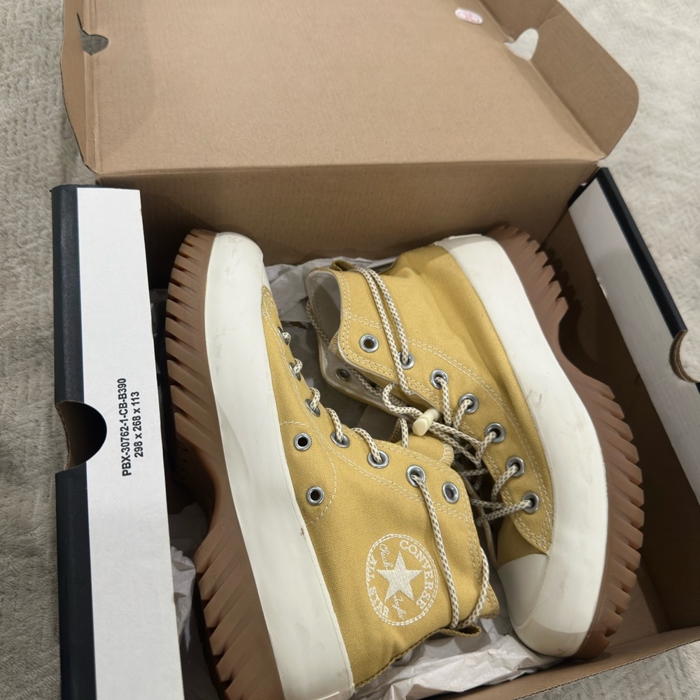Converse Yellow Sneakers Vibrant Style